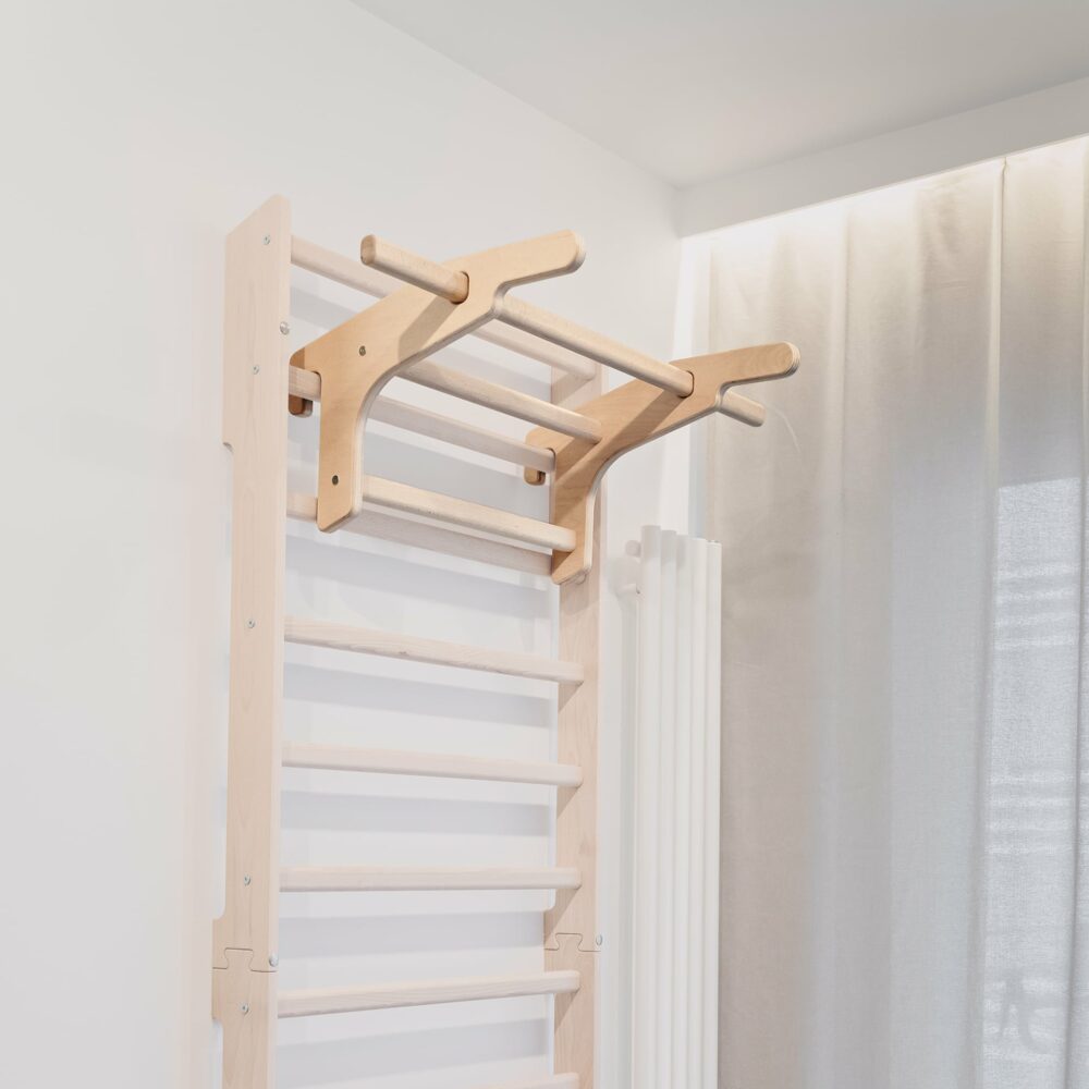 Stacja do dipów i podciagania do drabinek gimnastycznych